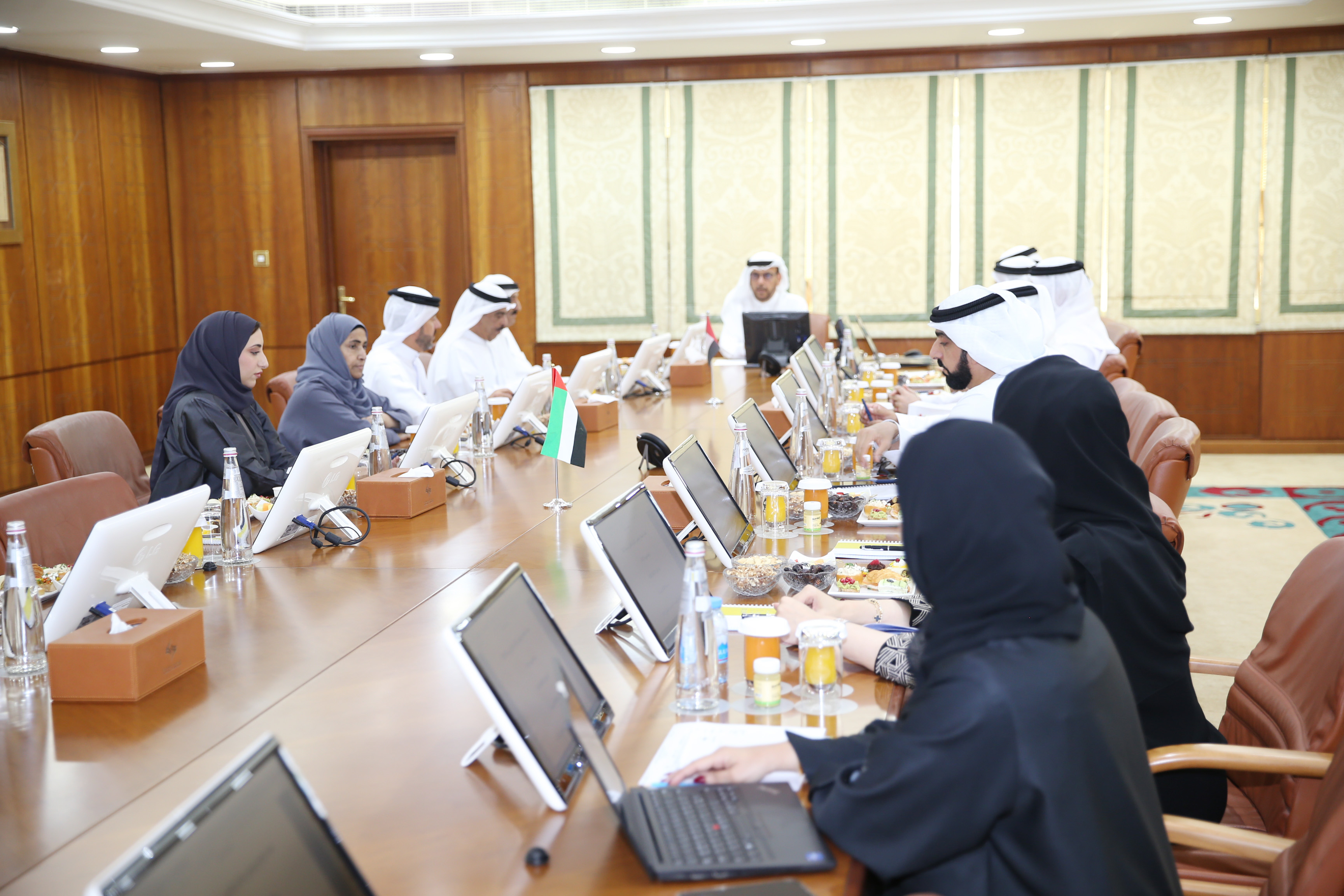 Ajman Chamber discusses its readiness to participate in "COP 28"