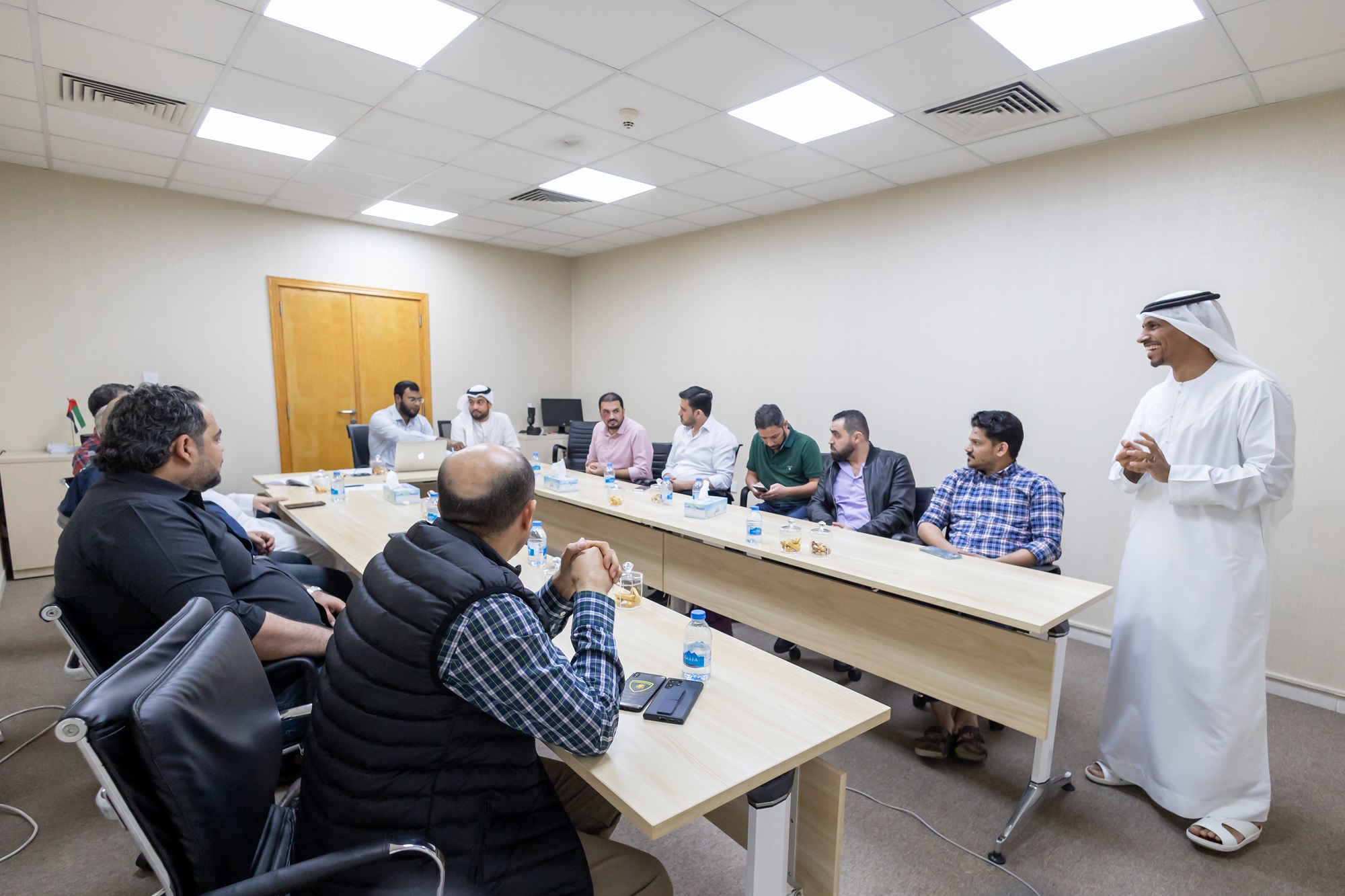 Ajman Chamber Meets with The Owners of Establishments