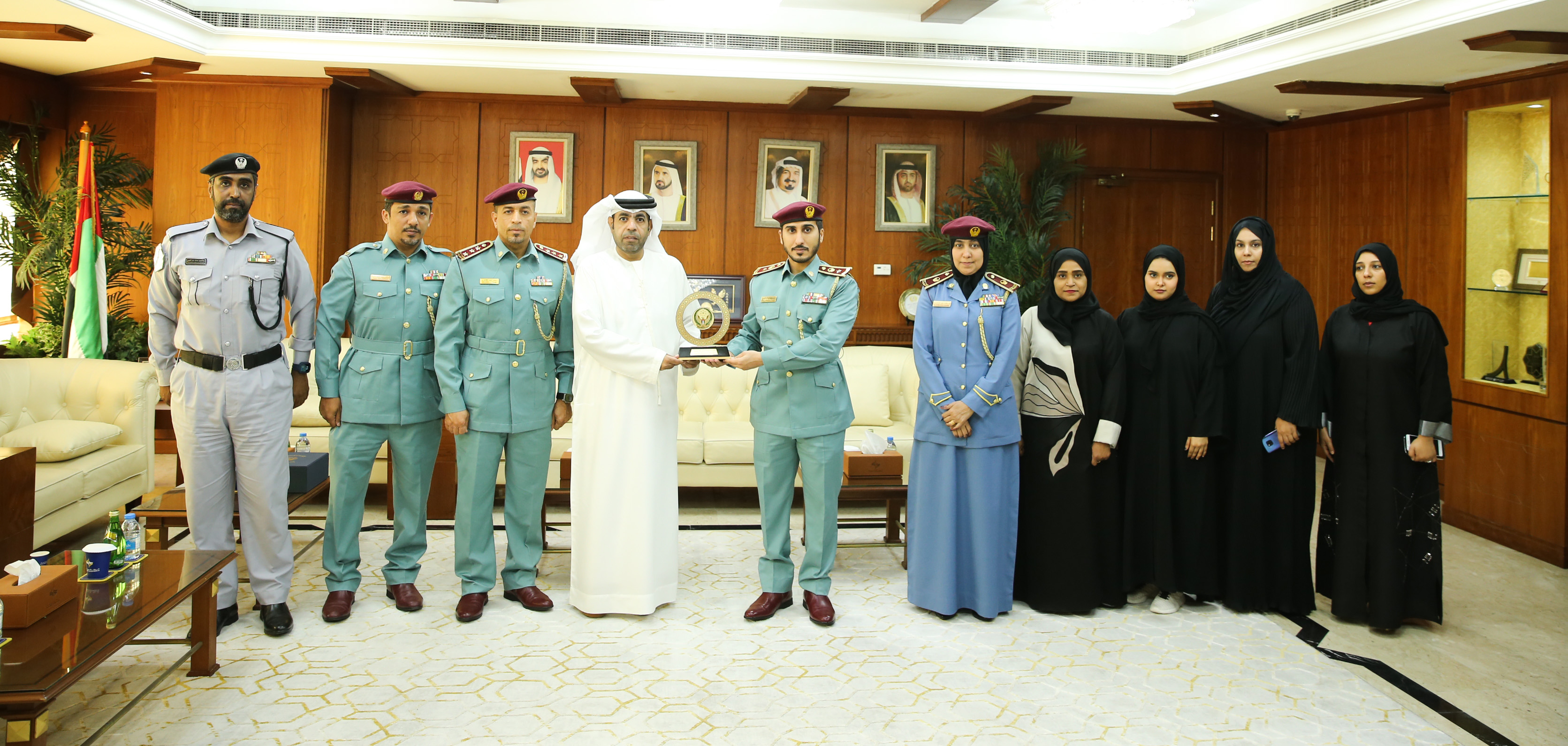 Ajman Chamber and Ajman Police discuss cooperation in the field of social responsibility
