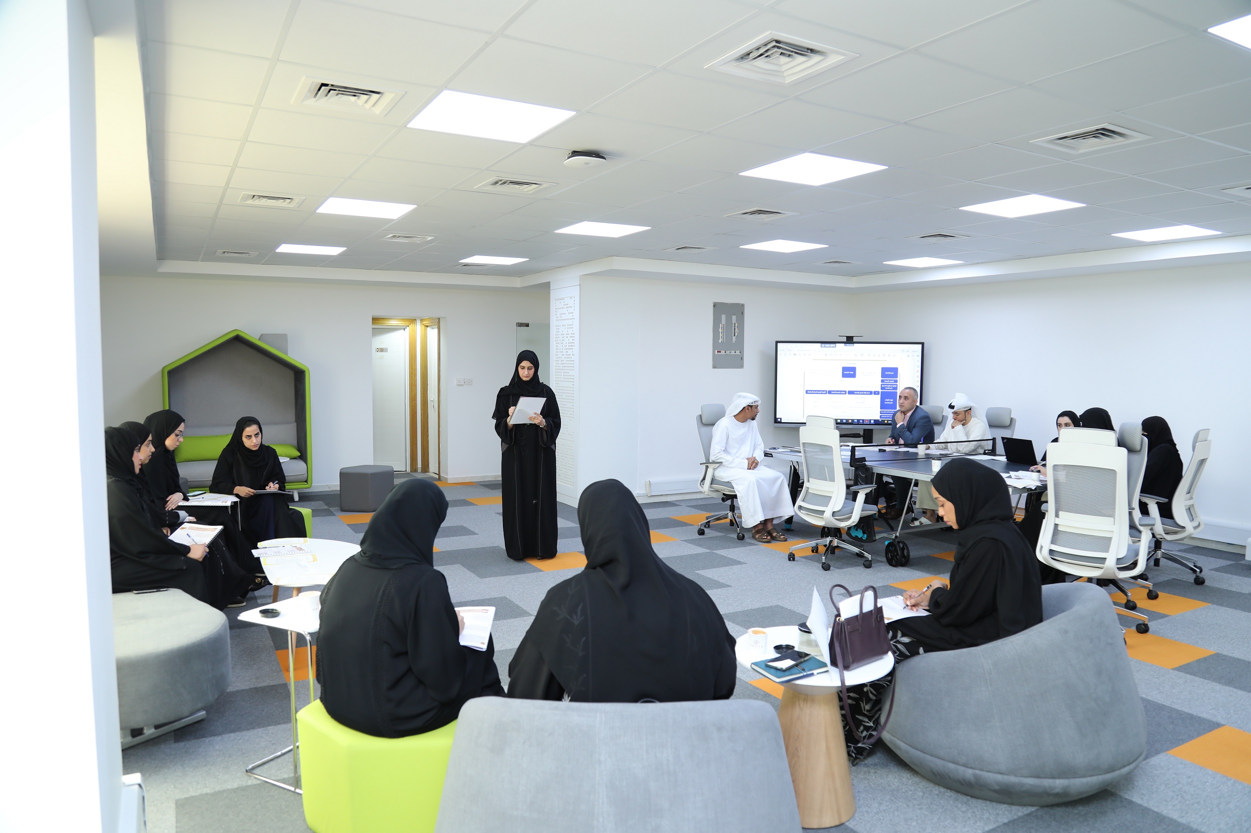 Ajman Chamber is discussing the opportunities to develop and introduce its proactive services