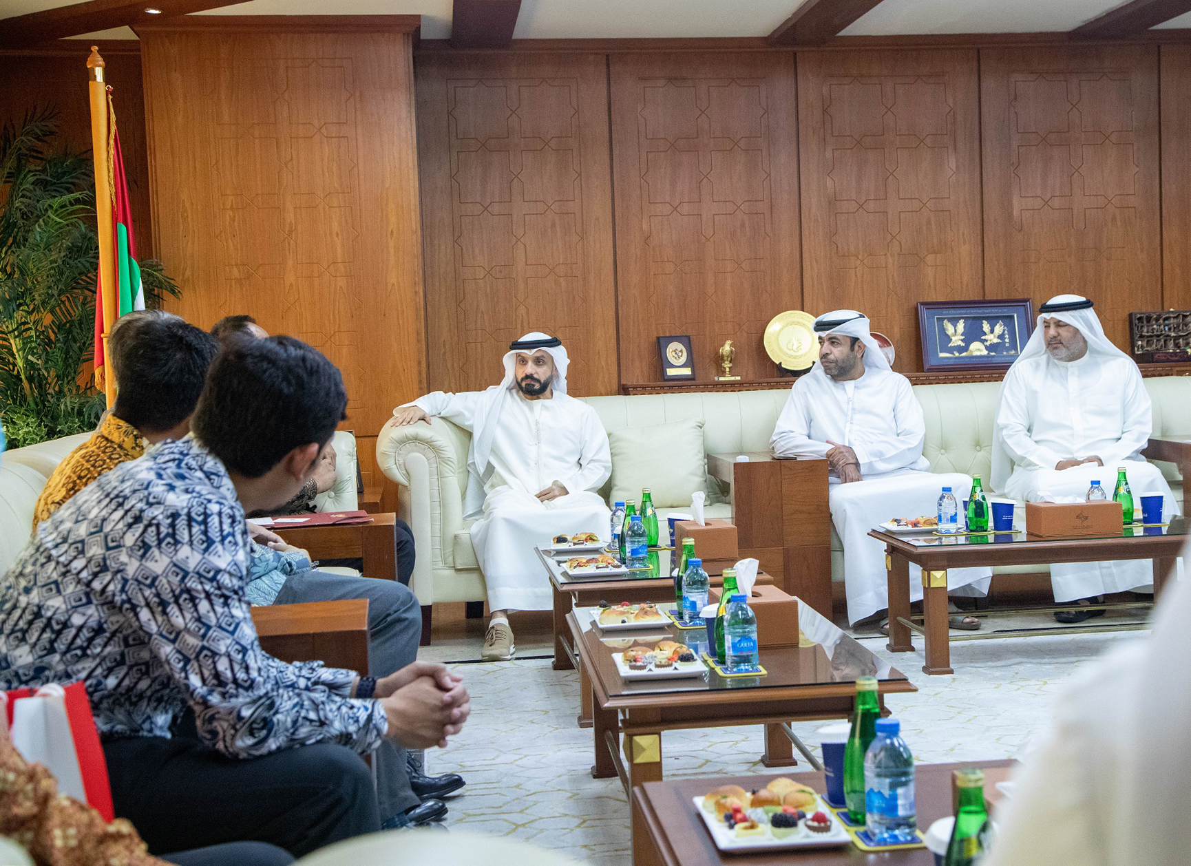 Ajman Chamber discusses economic cooperation with the Consulate General of the Republic of Indonesia