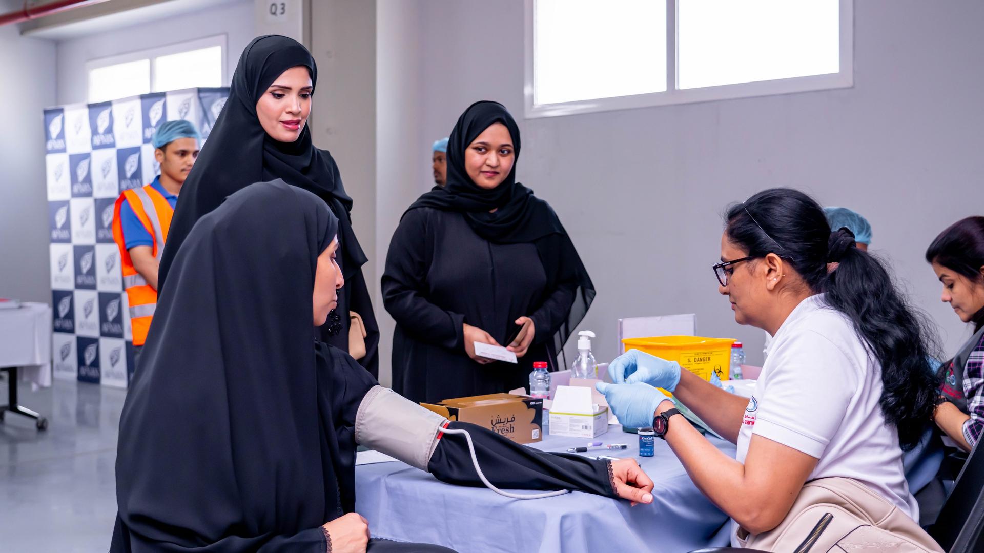 Ajman Chamber organizes medical screening campaign for private sector workers
