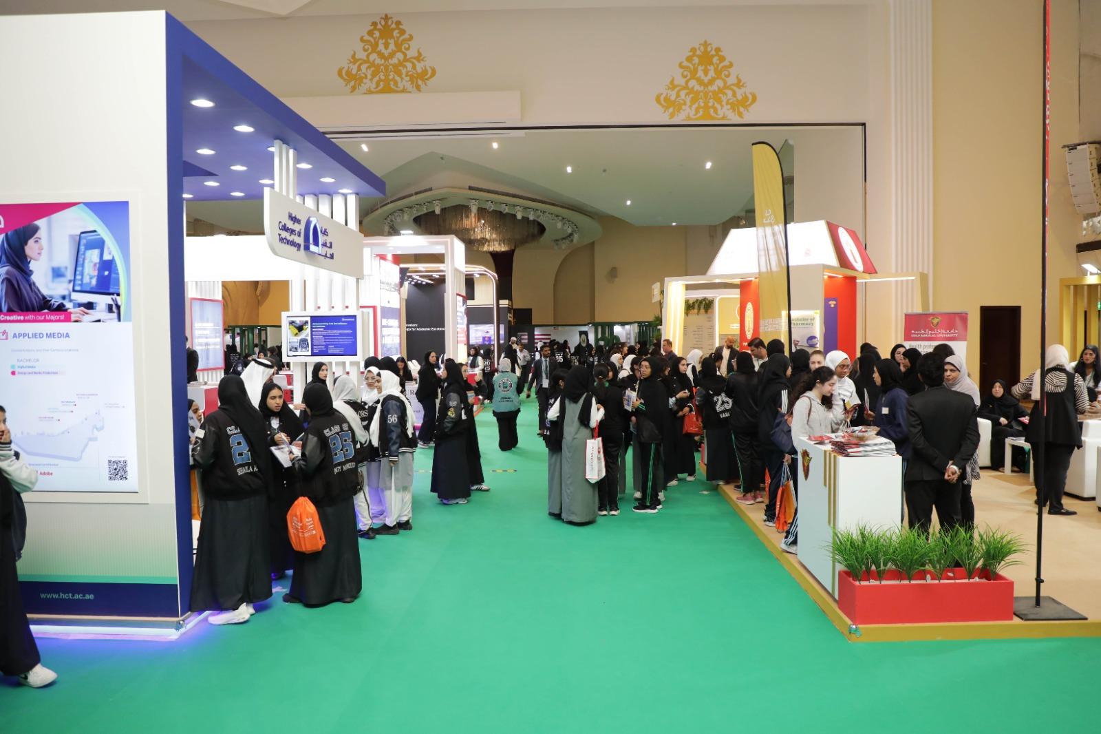 معرض عجمان الدولي للتعليم والتدريب يستقبل 5 آلاف زائر في يومه الثالث